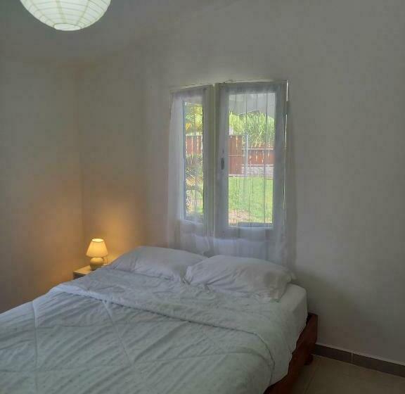 هتل کپسول La Grenadine