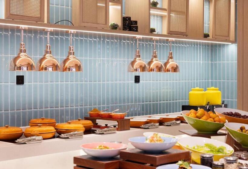 Hotel Home2 Suites By Hilton Chengdu Kuanzhai Alley