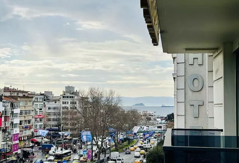 ホテル Istanbul Midpoint