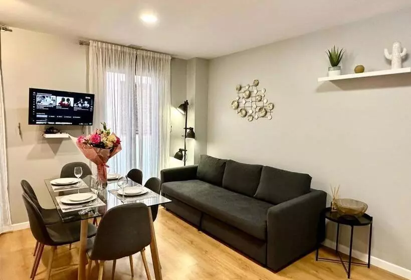 Apart Hotel Happy Life