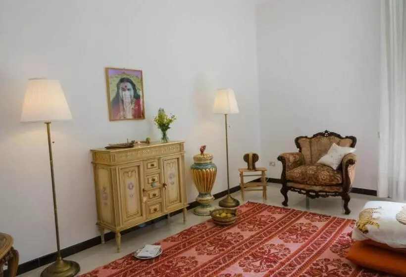 تختخواب و صبحانه Casamonaco