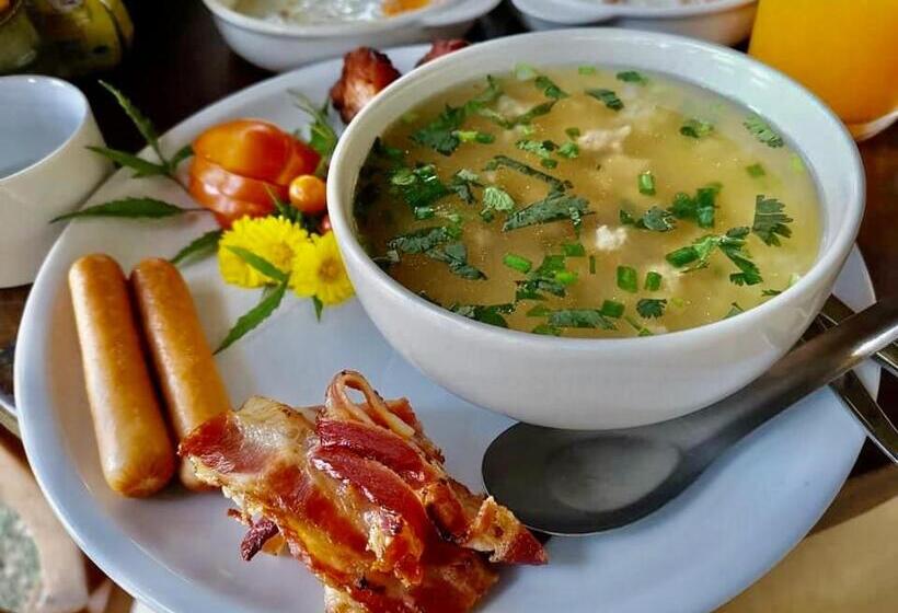 Hotel สะเลเต ชาเล่ต์