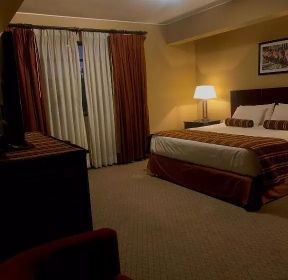 ホテル Apu Mountain Lodge Cuzco