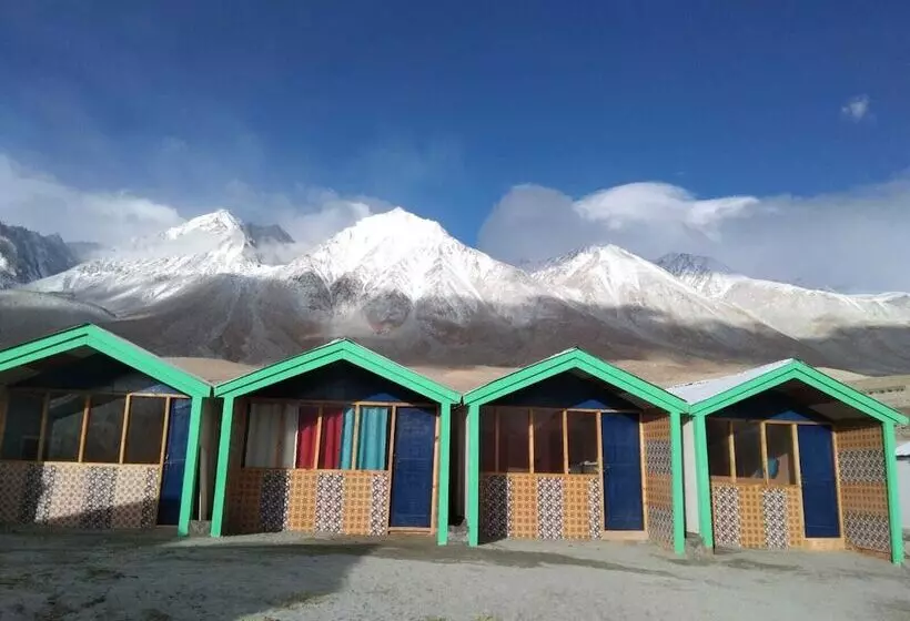 Nirvana Resort At Pangong Beach