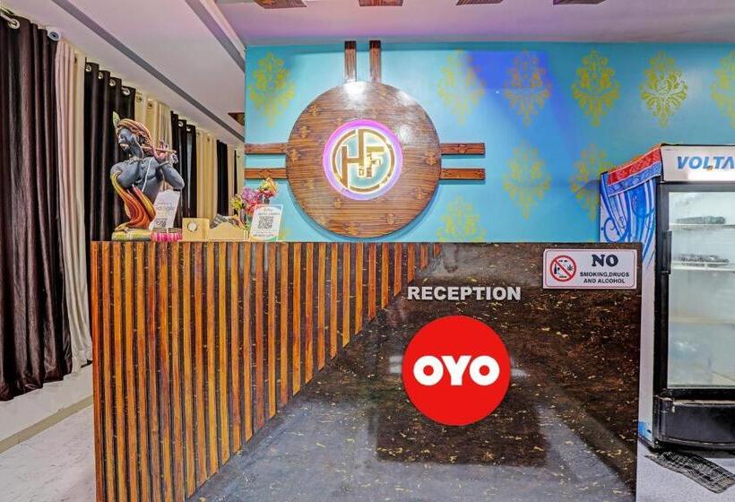 Oyo Flagship Hotel France