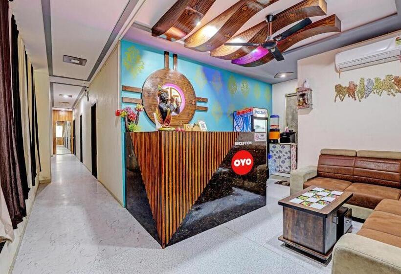 Oyo Flagship Hotel France