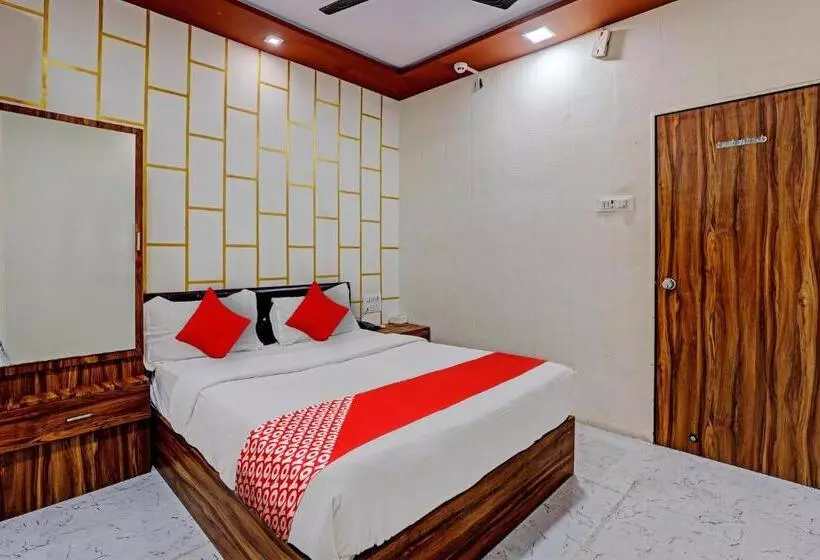 Oyo Flagship Hotel France