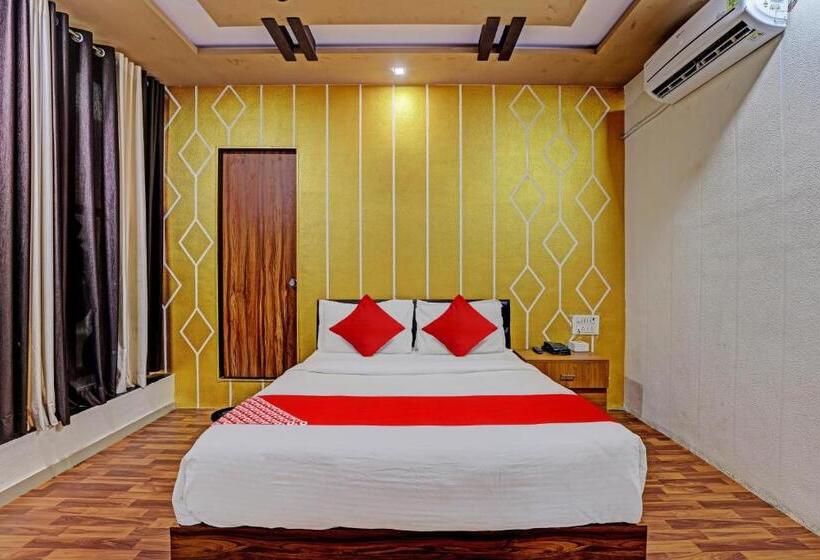 Oyo Flagship Hotel France