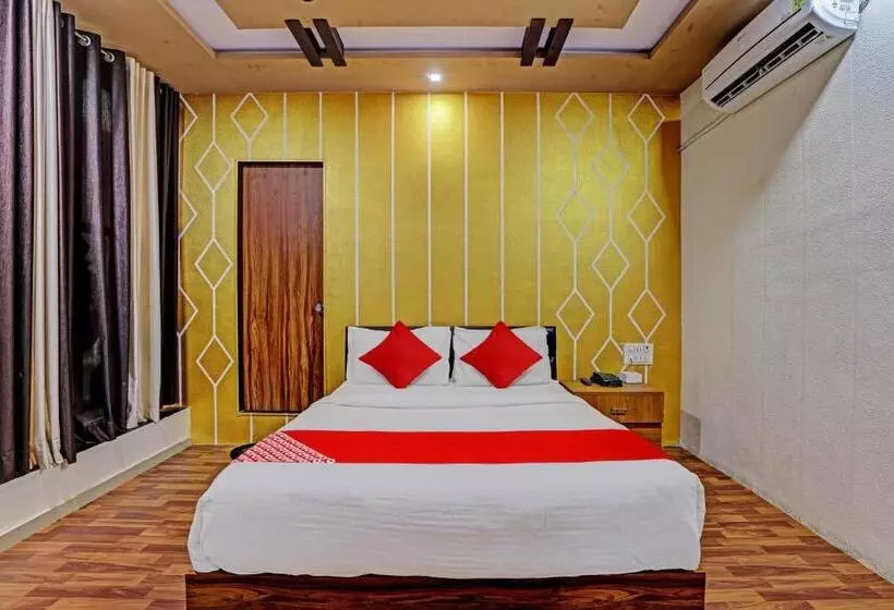 Oyo Flagship Hotel France