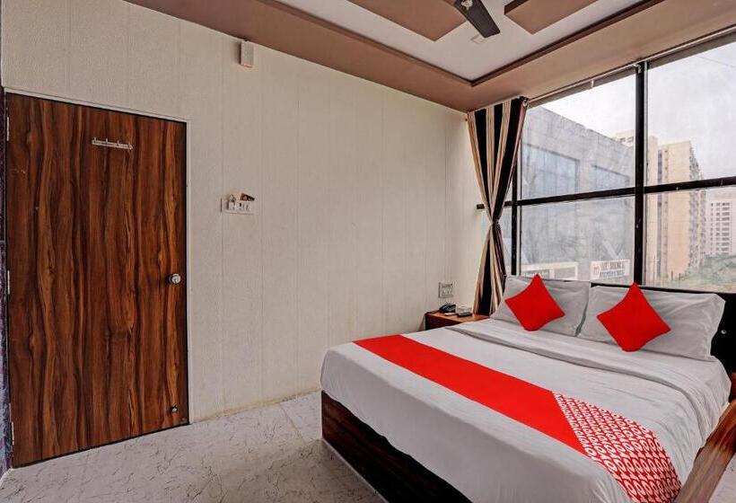 Oyo Flagship Hotel France