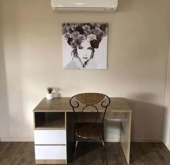 Majatalo Lotus Views