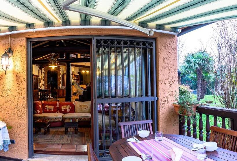 펜션 Villa Pusiana