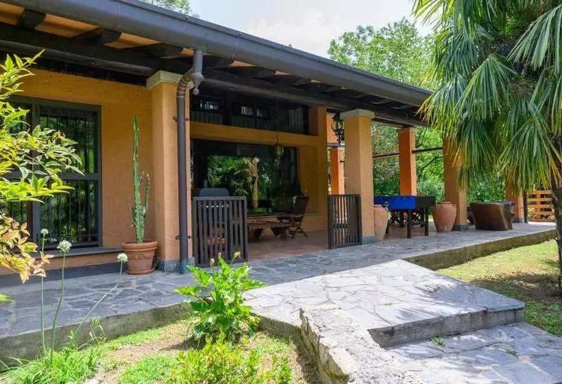 ペンション Villa Pusiana