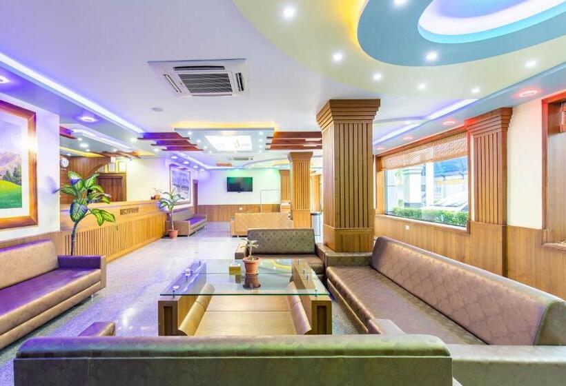 Siddhartha Hotel Grand City