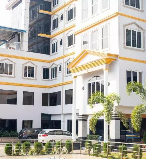 Siddhartha Hotel Grand City