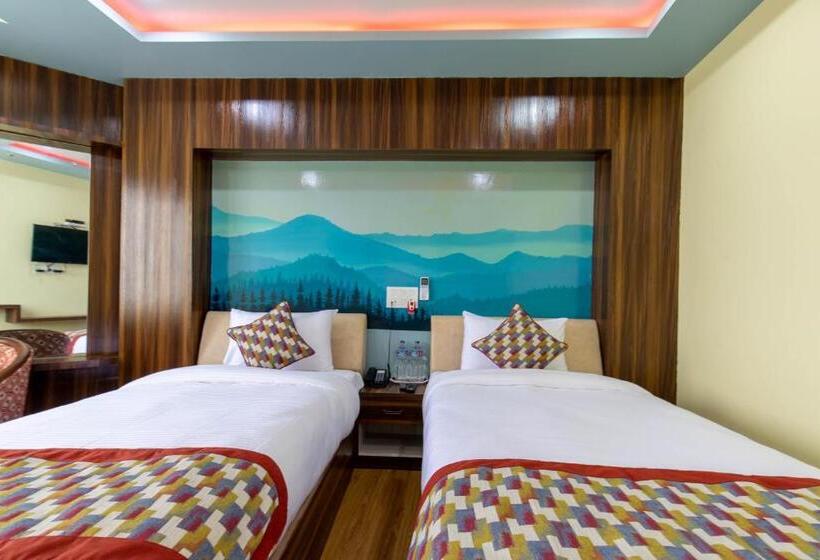 Siddhartha Hotel Grand City