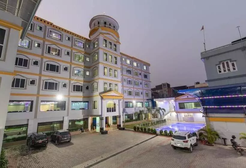 Siddhartha Hotel Grand City