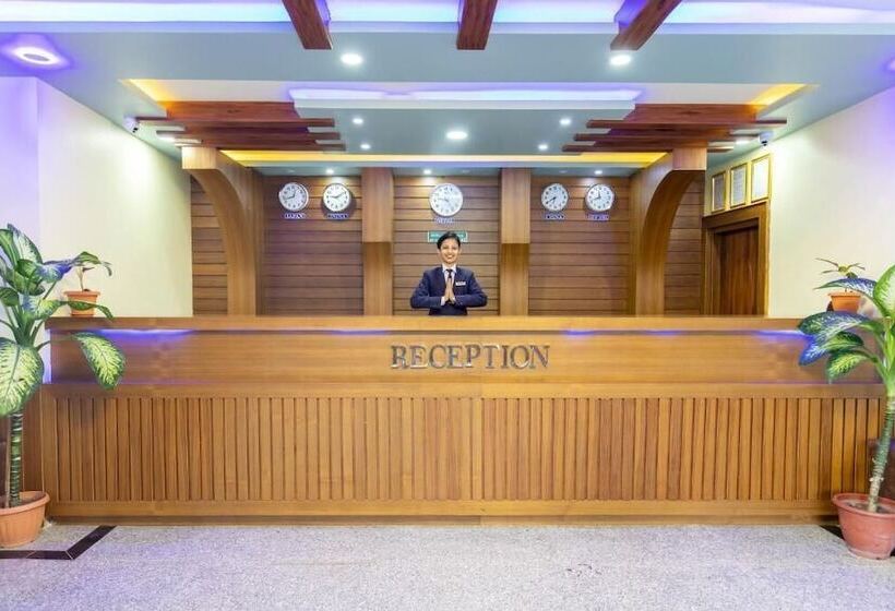 Siddhartha Hotel Grand City