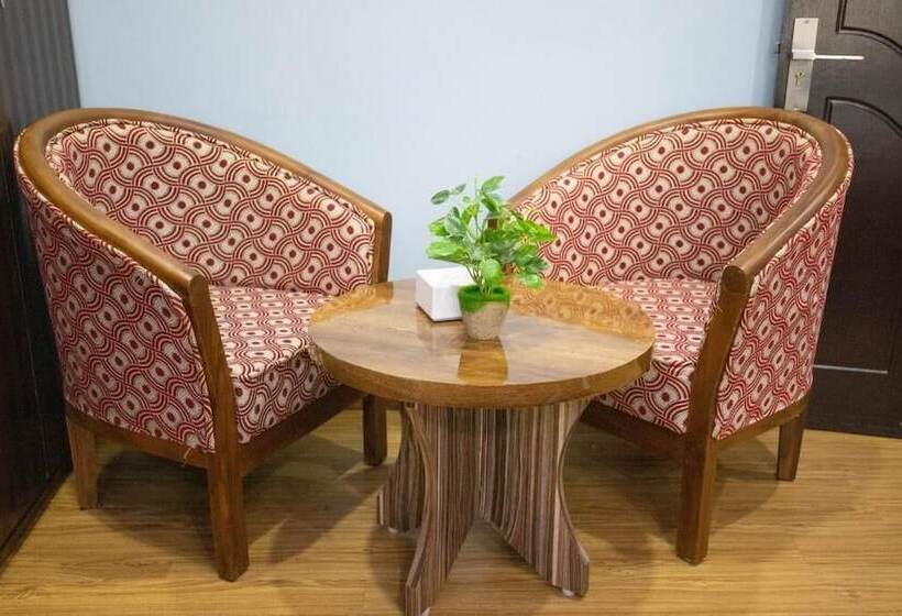 Siddhartha Hotel Grand City