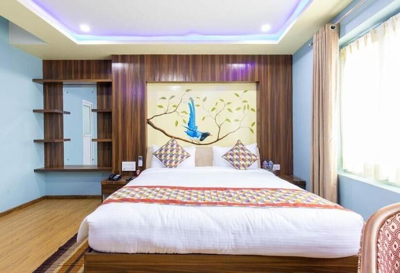 Siddhartha Hotel Grand City