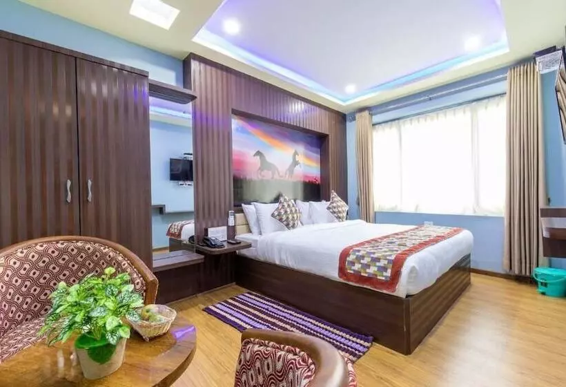 Siddhartha Hotel Grand City