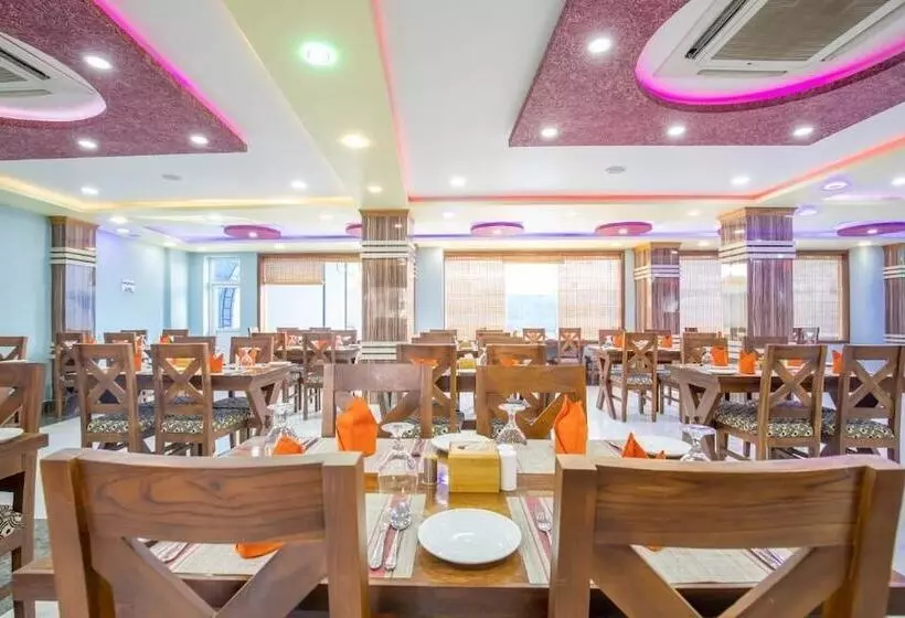 Siddhartha Hotel Grand City