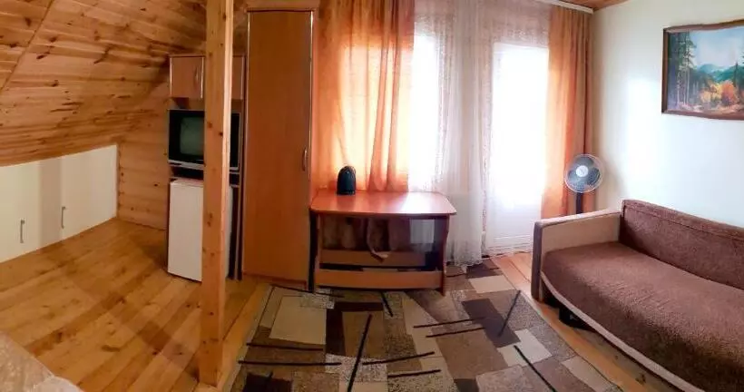 ユースホステル перлина дністра