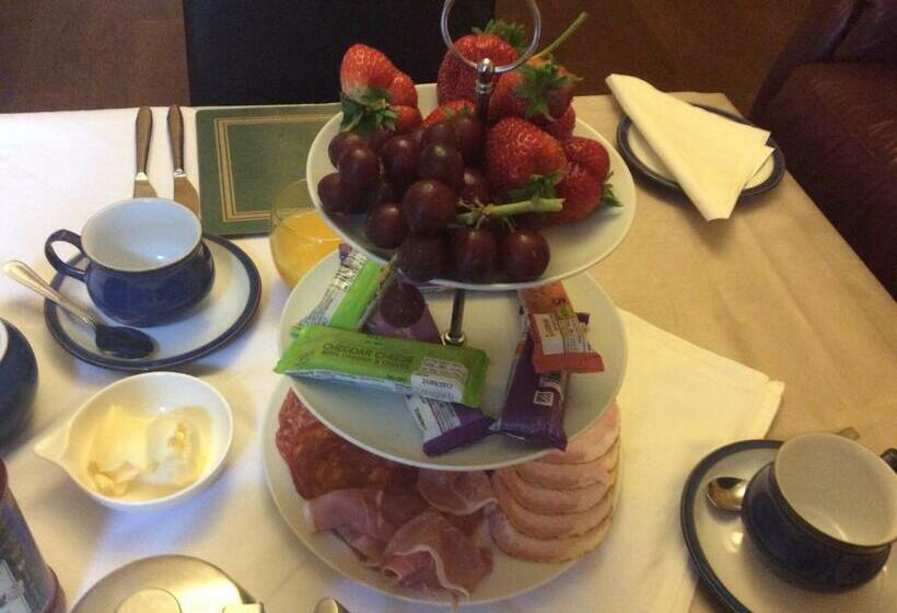 تختخواب و صبحانه Rosebank Guest House