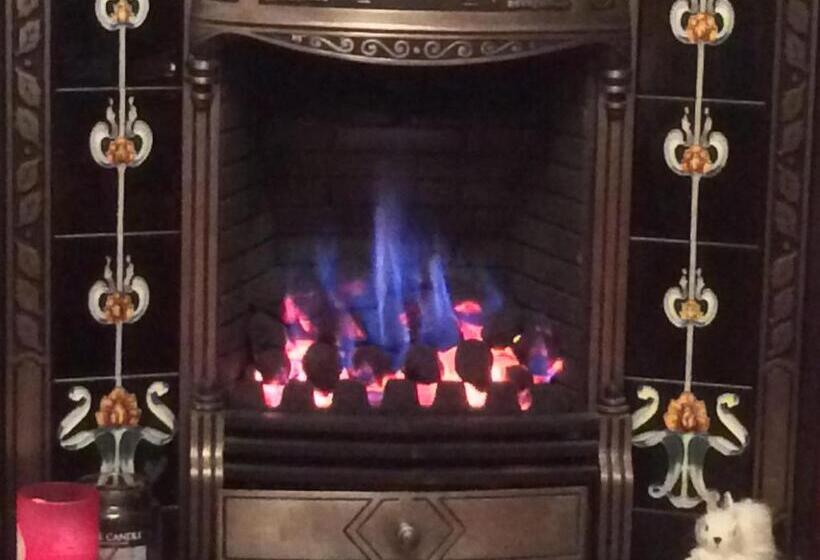 تختخواب و صبحانه Rosebank Guest House