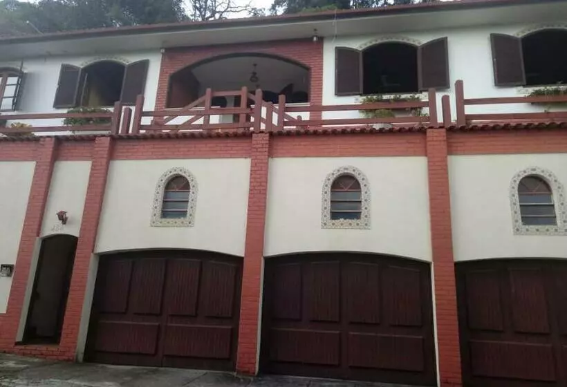 Hostel Mdemarilia