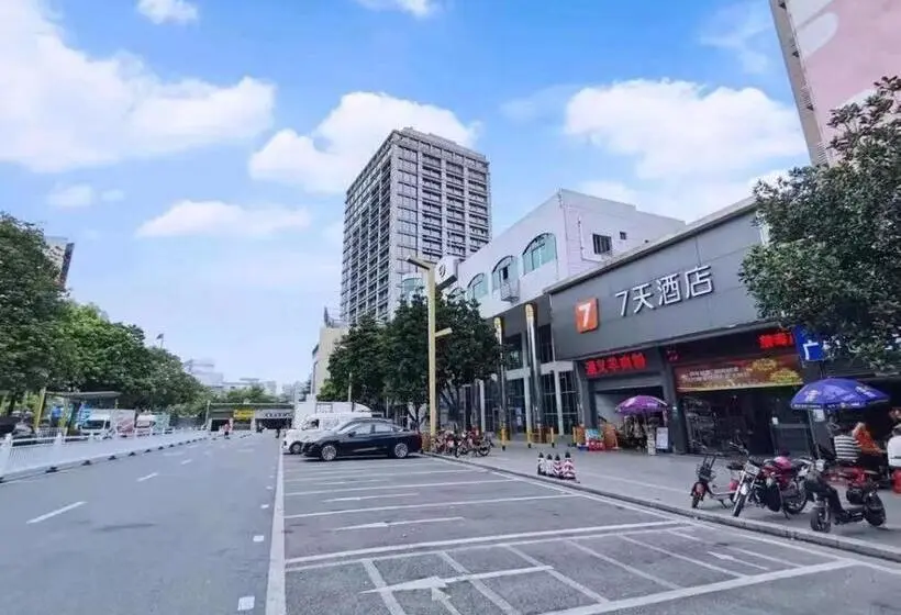 ホテル 7 Days Inn Foshan Lecong Furniture Branch