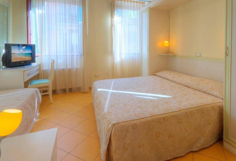 פנסיון Butterfly S House