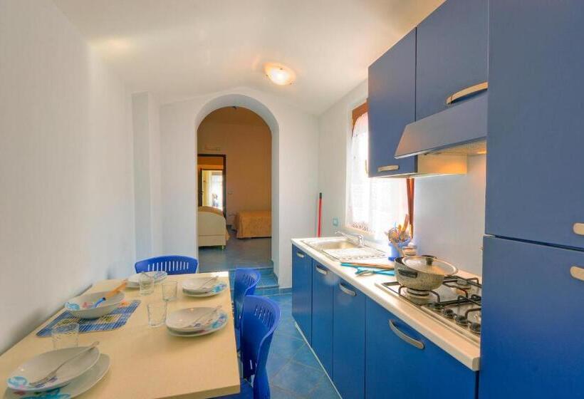 פנסיון Butterfly S House