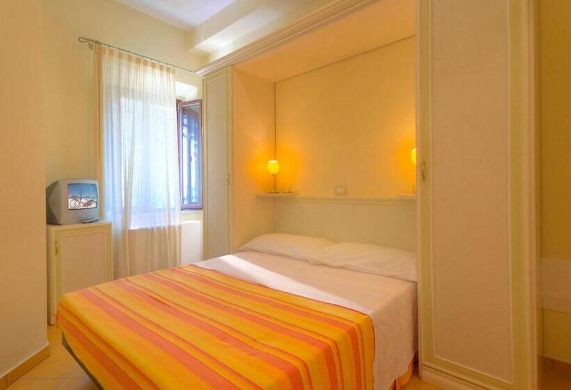 פנסיון Butterfly S House