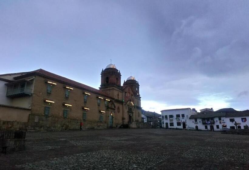 پانسیون Hostal Casa Del Frailejón   Café