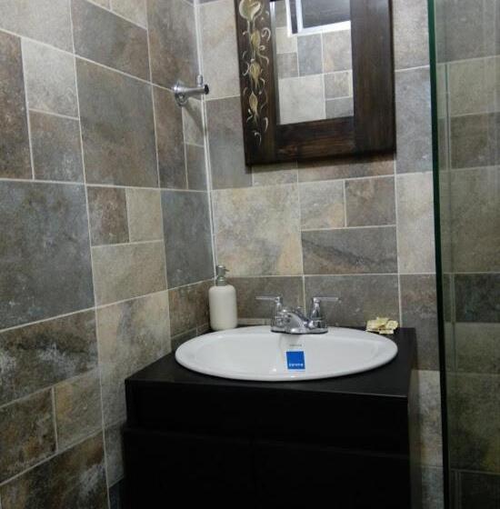 پانسیون Hostal Casa Del Frailejón   Café