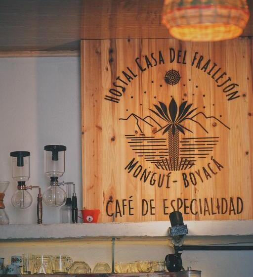 پانسیون Hostal Casa Del Frailejón   Café