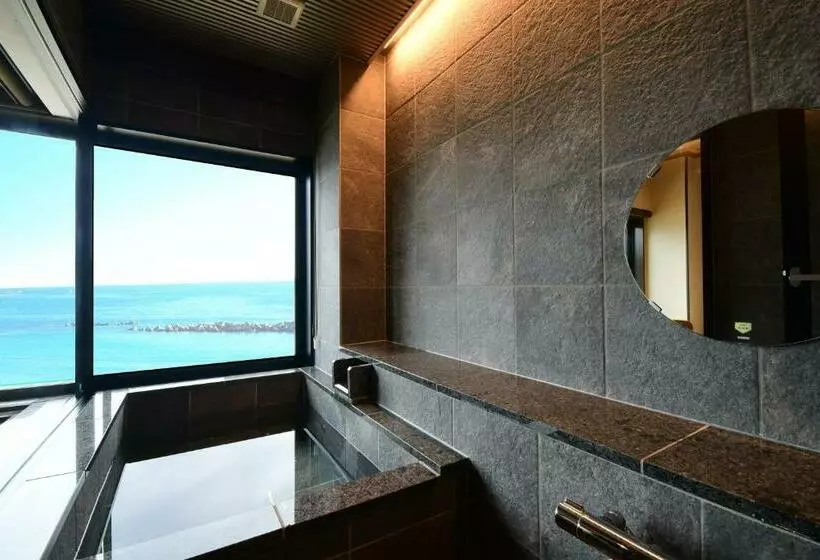 Ryokan 黒潮の宿 臨海荘  Kuroshio No Yado Rinkaisou