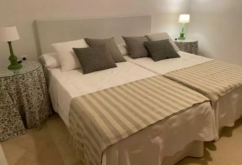 Retkeilymaja Hostería Los Jardines