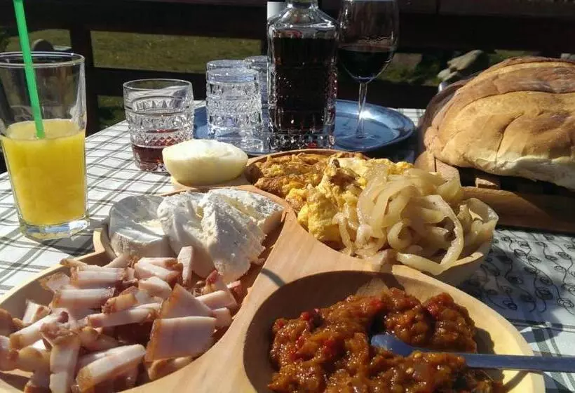 Majatalo La Caramidari