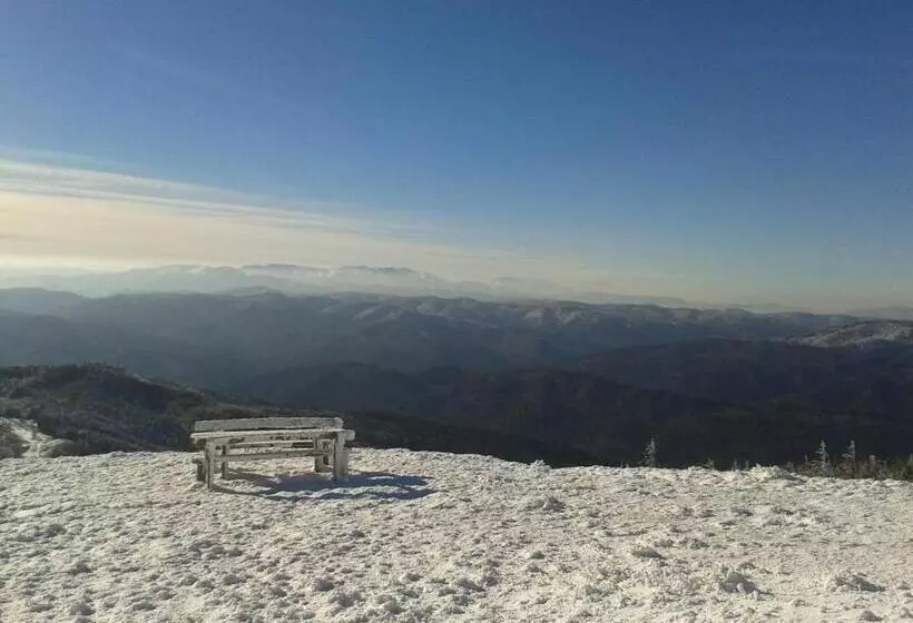 Majatalo La Caramidari