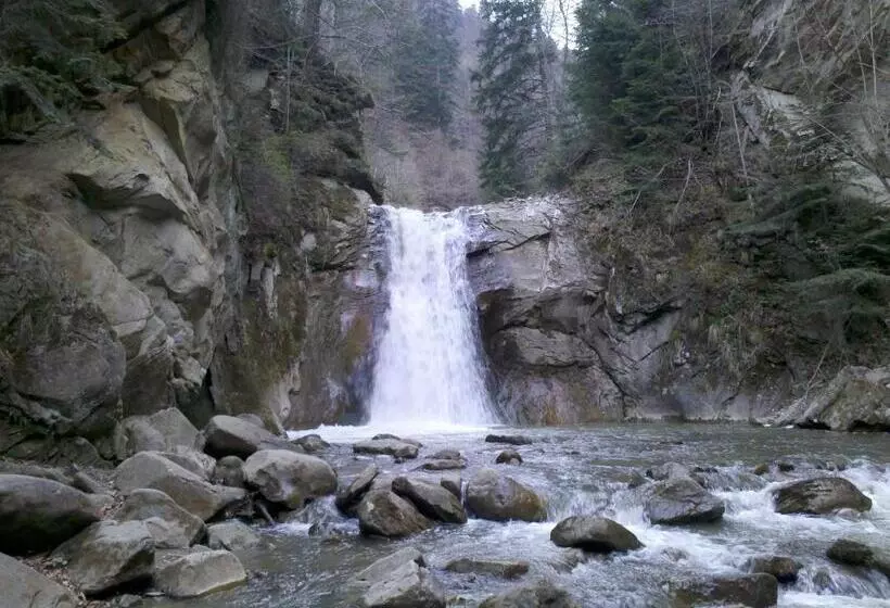 Majatalo La Caramidari