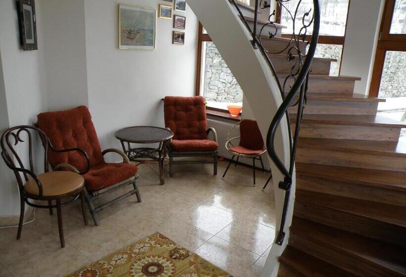 بنسيون Vila Anastasia