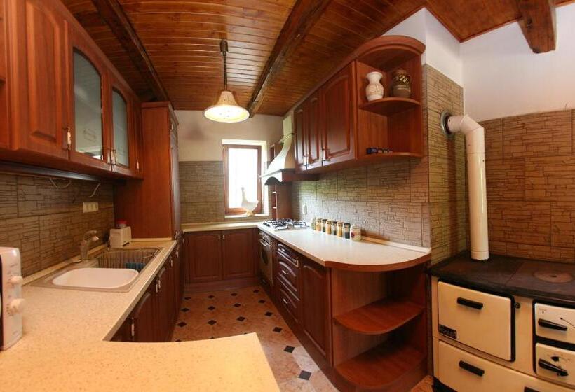 بنسيون Vila Anastasia