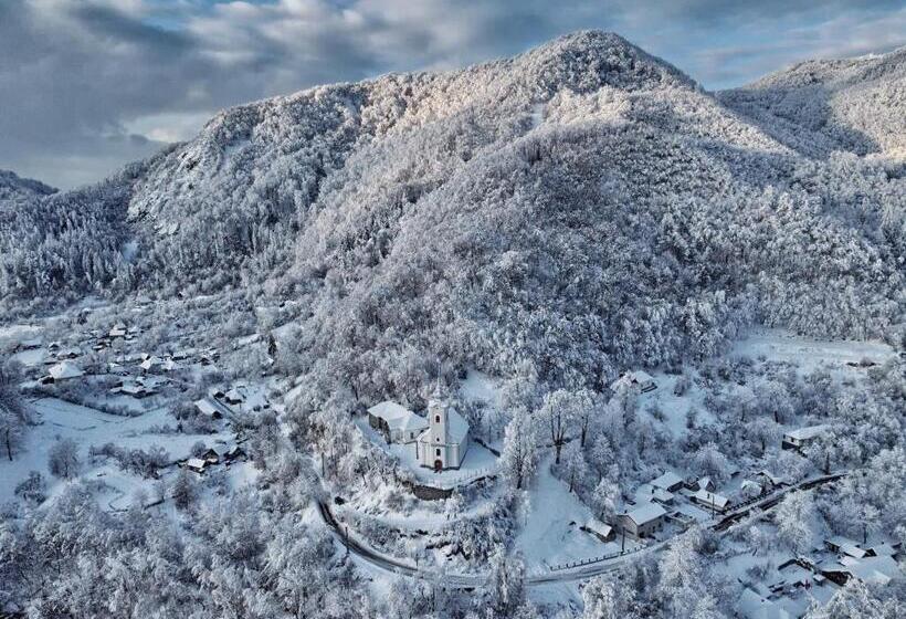 بنسيون Vila Anastasia