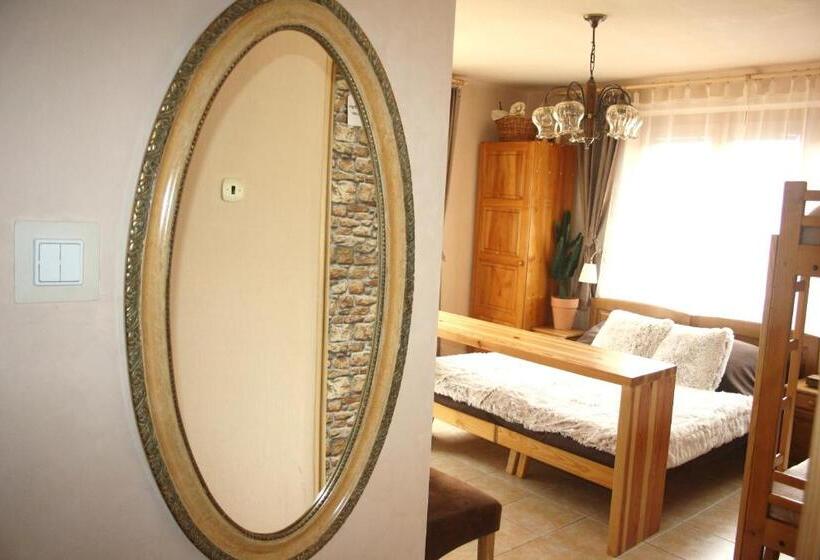 تختخواب و صبحانه Penzion Svojše