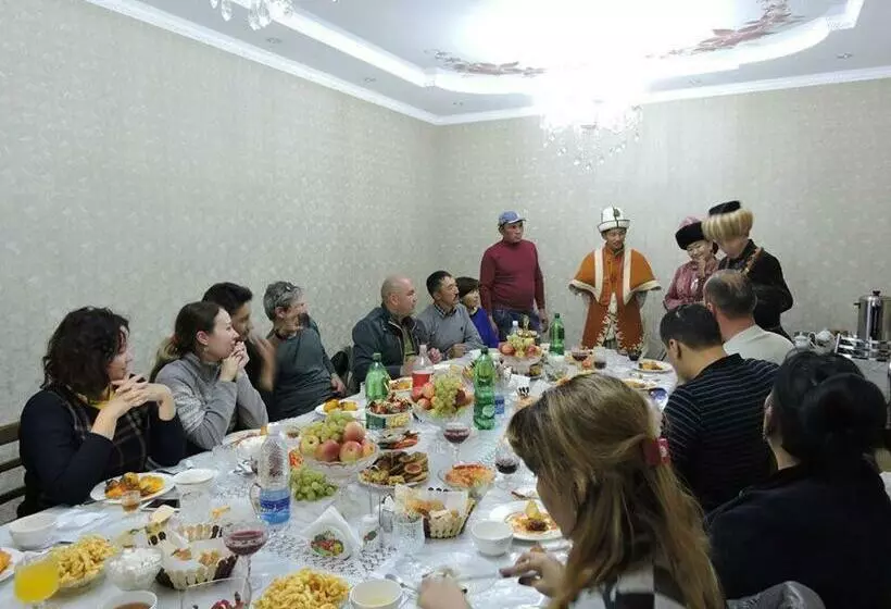 پانسیون Guest House Ulukbek