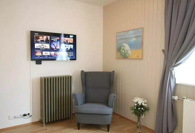 Acco Ice Apartments