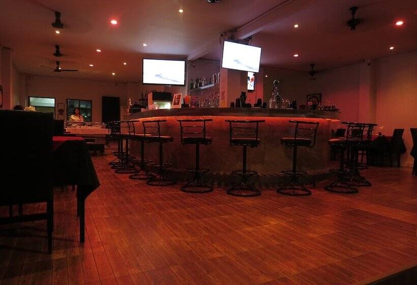 Green Mango Guesthouse Hostel