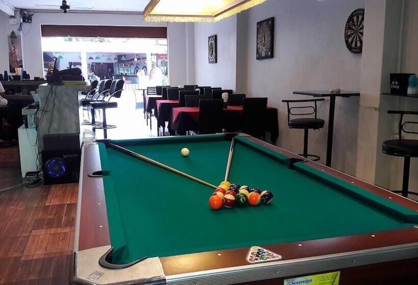 Green Mango Guesthouse Hostel